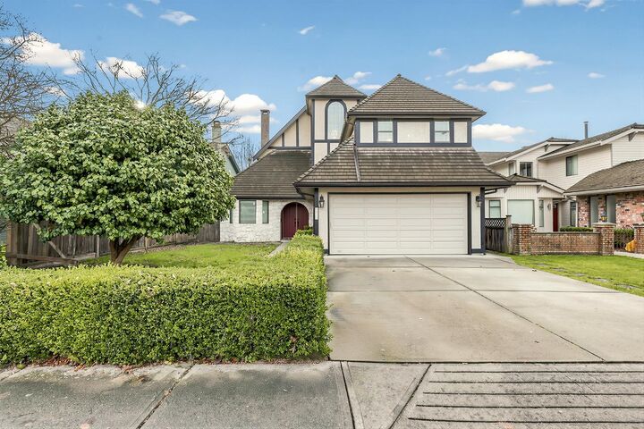 4420 Waller Drive — photo 1