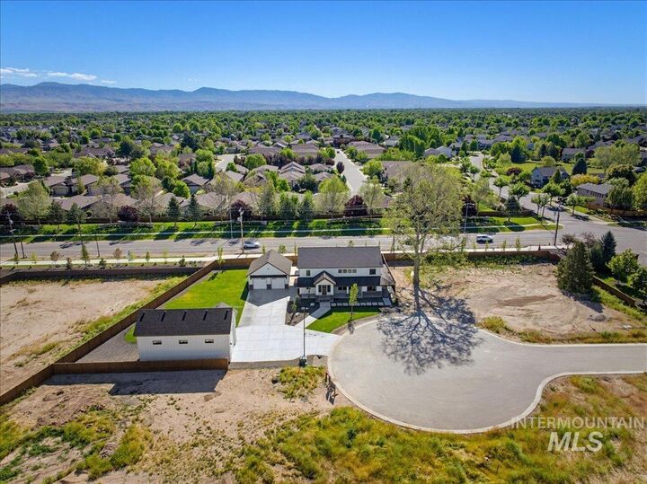Property Photo: 50 W Producer Dr ID 83646