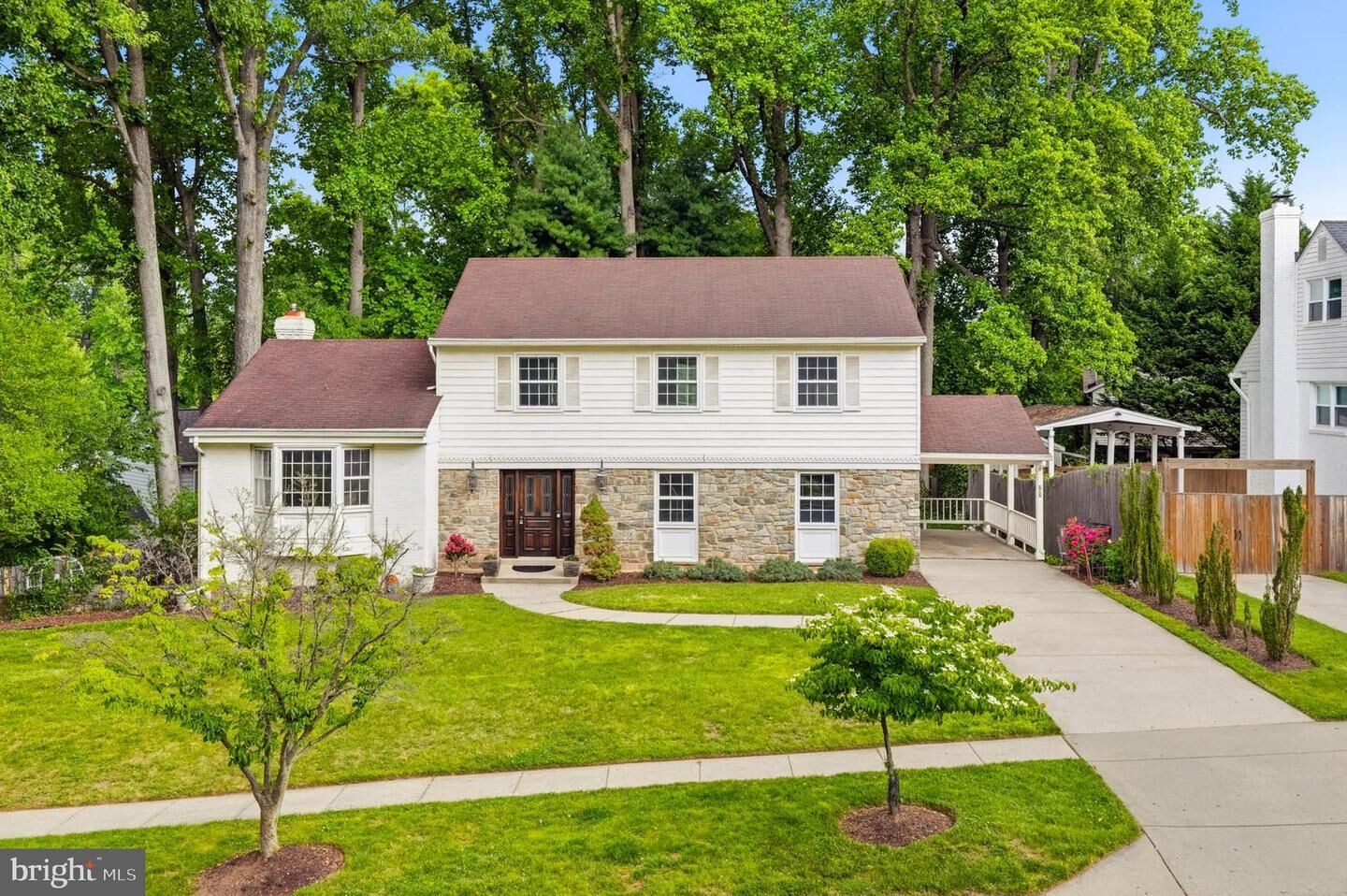 Property Photo:  797 Princeton Place  MD 20850 