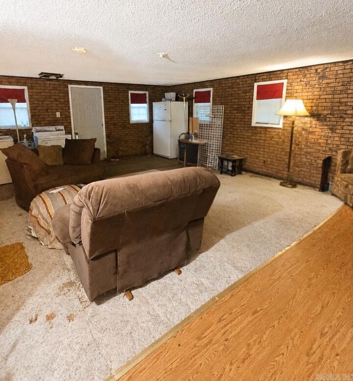 Property Photo: 11806 Veronica Road AR 72118