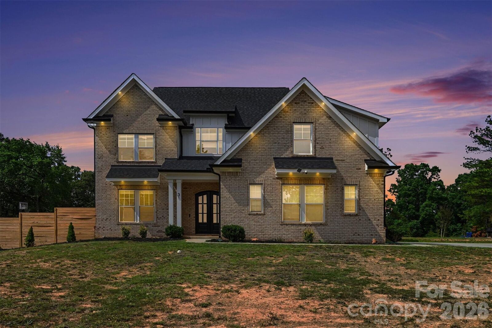 Property Photo:  31 Ridgecrest Avenue  NC 28133 