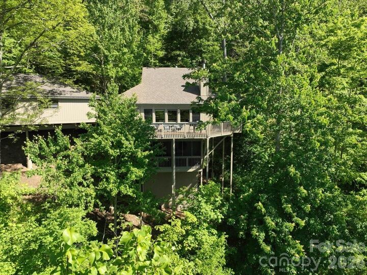 Property Photo:  121 Ivy Ridge Road  NC 28714 
