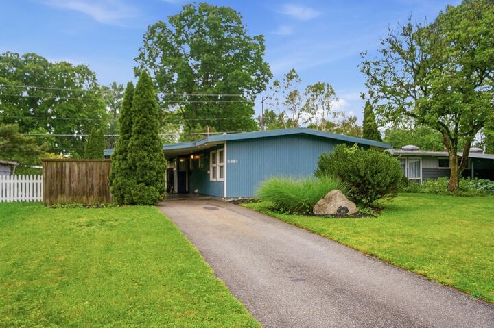 Property Photo:  2451 Edgevale Road  OH 43221 