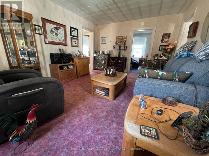 Property Photo: 17 James Street ON N7G 1S6