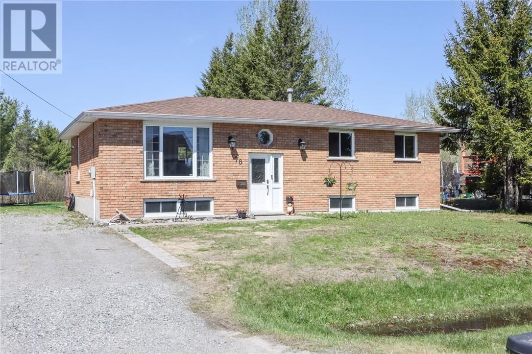 Property Photo: 76 Glenbower Crescent ON P0M 3C0