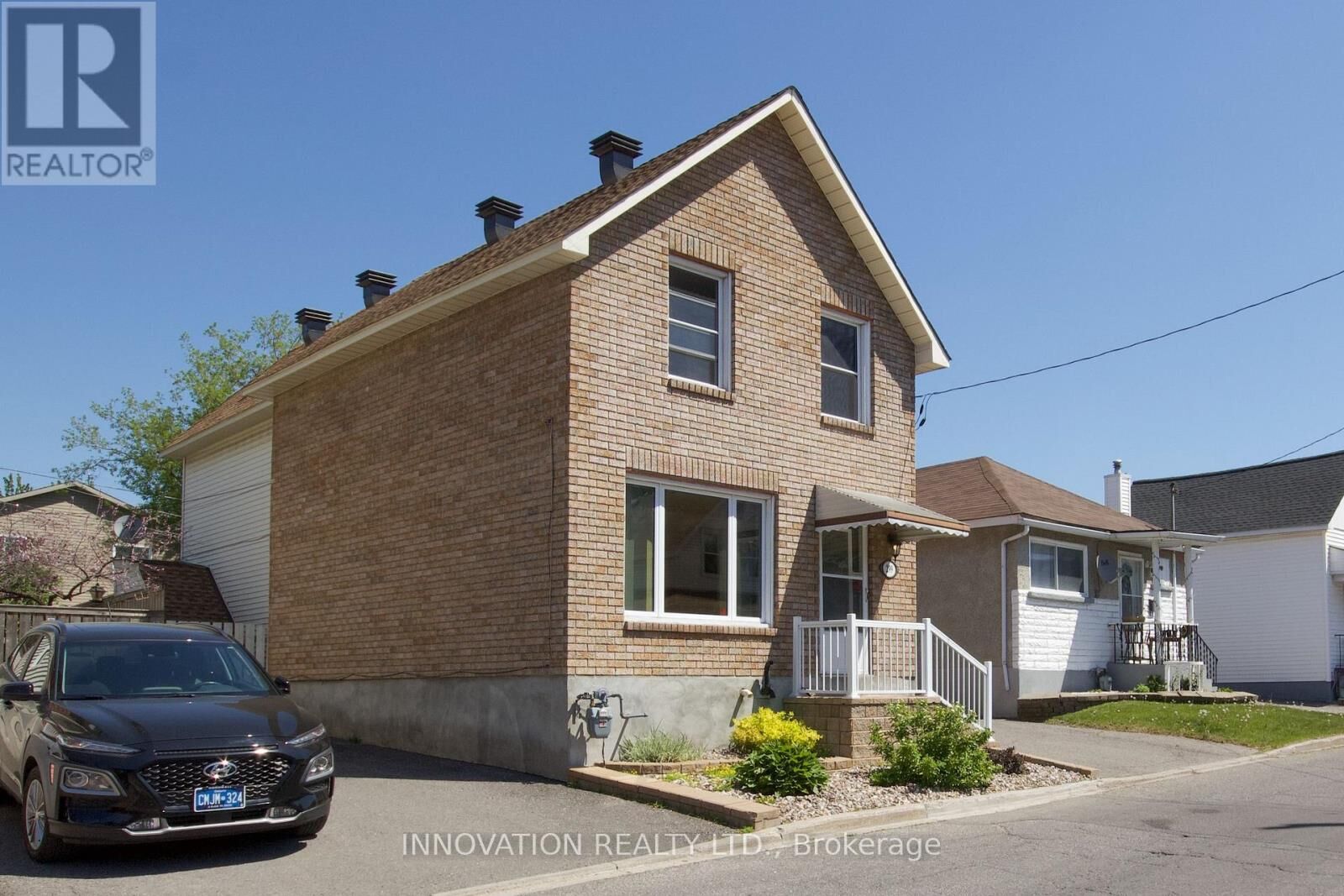 Property Photo:  299 Shakespeare Street  ON K1L 5M3 