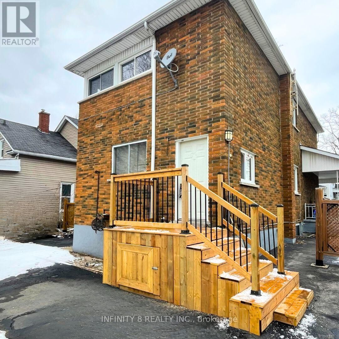 Property Photo: 6262 Ker Street 2 ON L2G 1X8