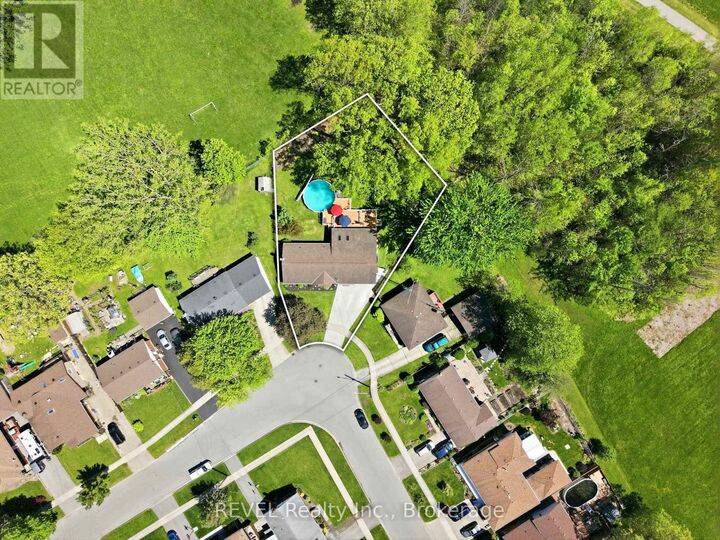 Property Photo: 7484 Merritt Avenue ON L2G 5C5