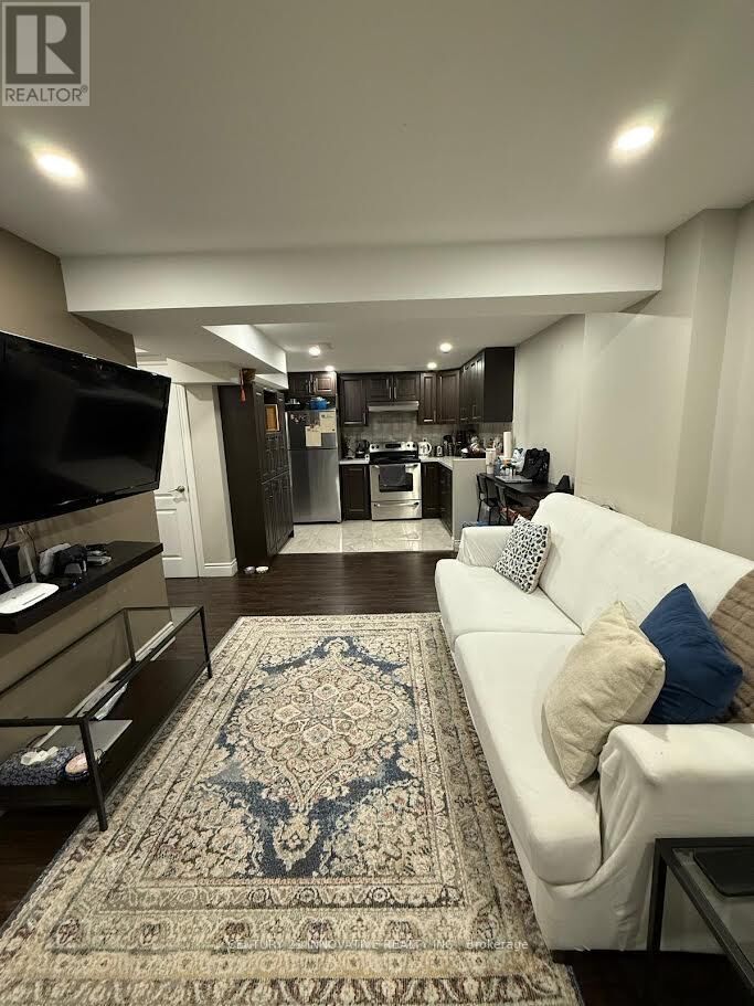 Property Photo:  6197 Duford Drive  ON L5V 1A5 