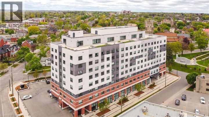 Property Photo:  1 Wellington Street 417  ON N3T 2L3 