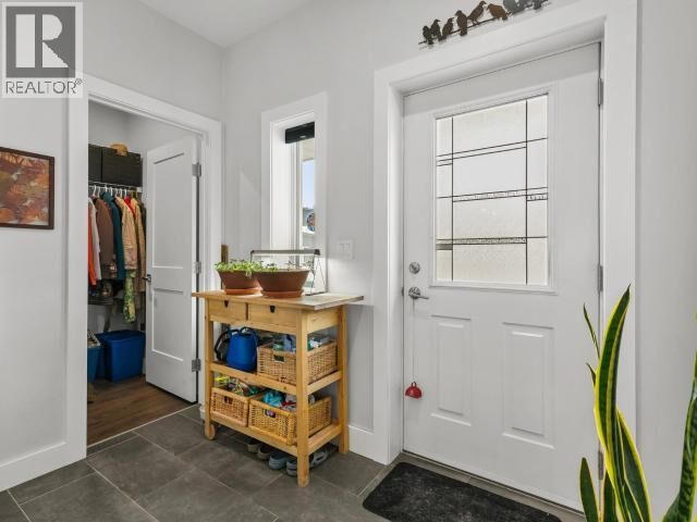 Property Photo:  33 Tanana Lane  YT Y1A 0S6 
