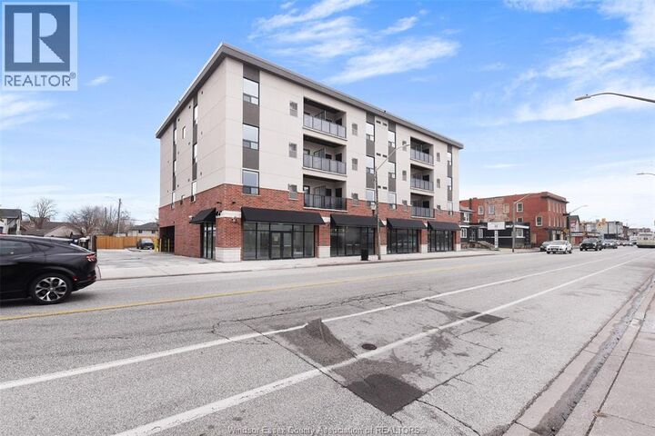 Property Photo:  840 Wyandotte 407  ON N9A 3J6 