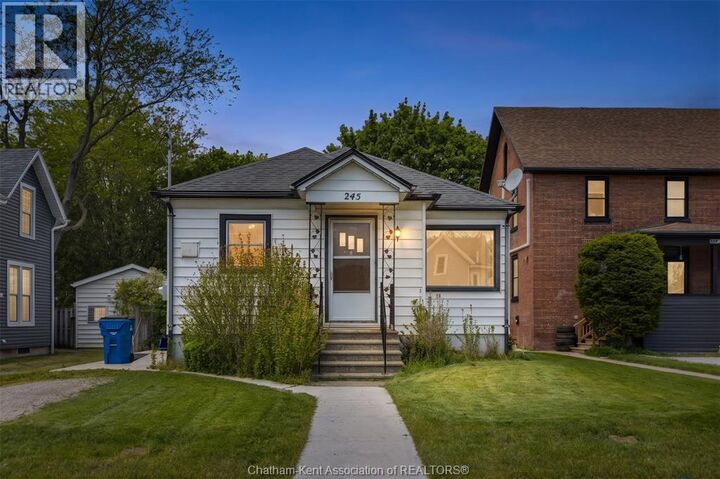 Property Photo:  245 Selkirk Street  ON N7L 1Z5 