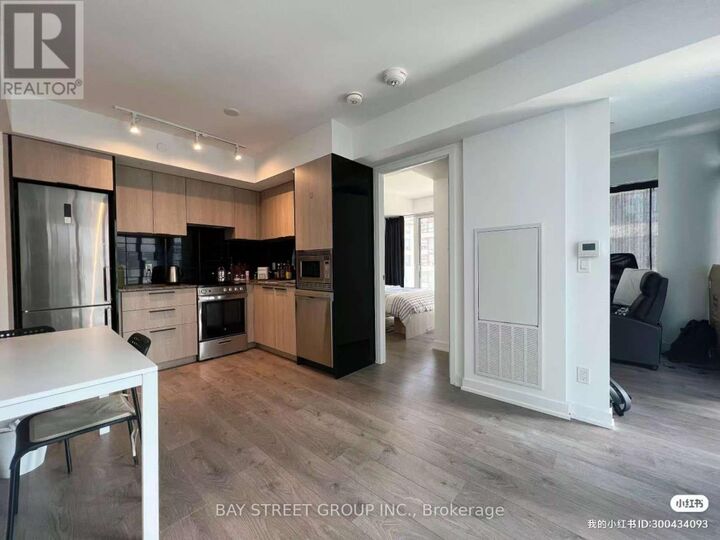 Property Photo: 18 Maitland Terrace 1103 ON M4Y 1Y4