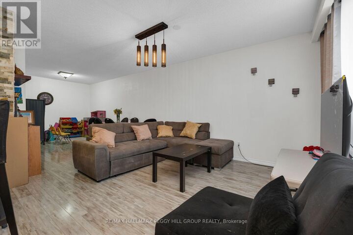 Property Photo: 53 Sanford Street Upper ON L4N 3C3