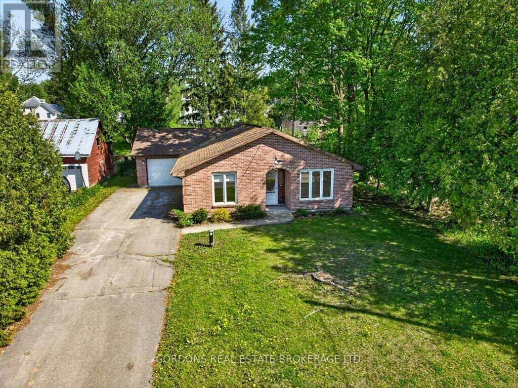 Property Photo:  163 Main Street  ON K0H 2N0 