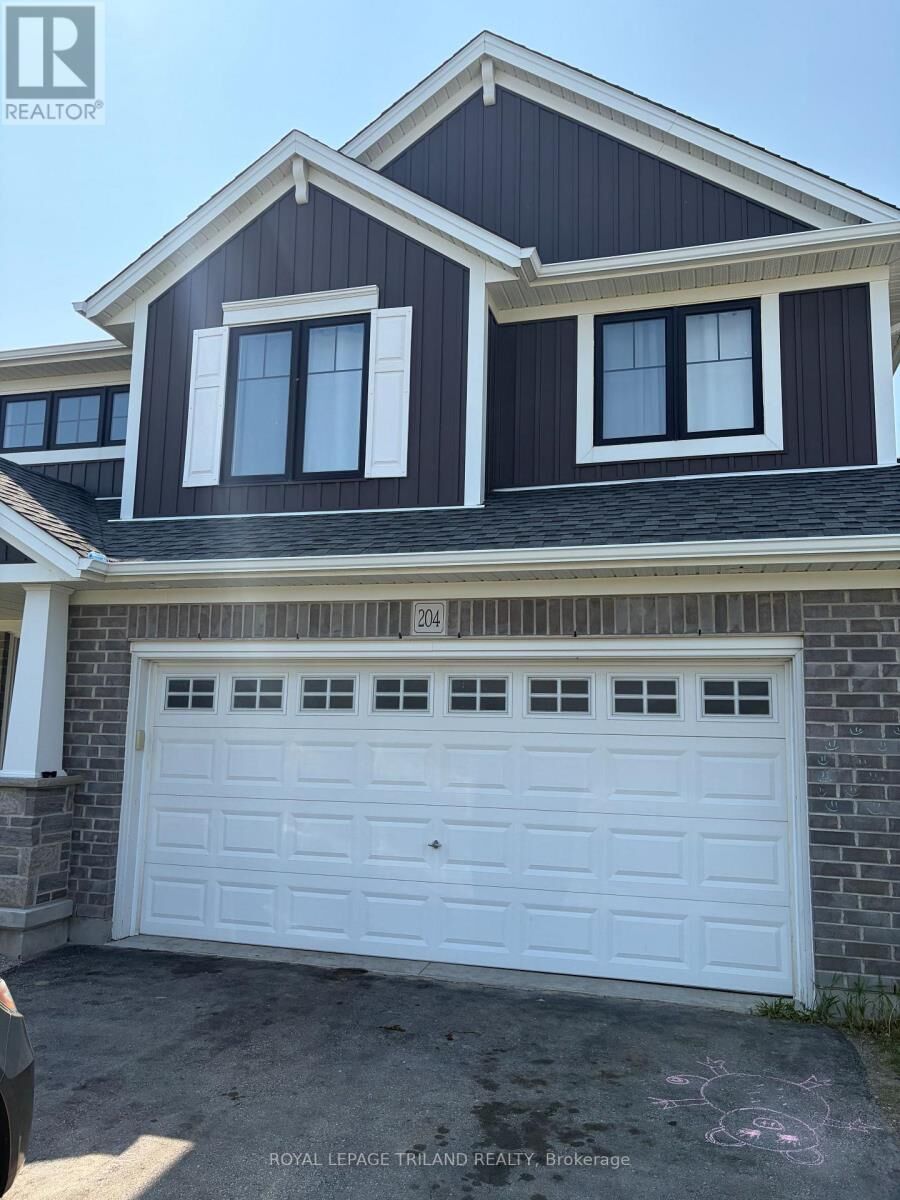 Property Photo:  204 Peach Tree Boulevard Main Level  ON N5R 0E3 