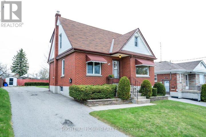 Property Photo: 224 College Avenue 2nd Floor ON L1J 1R7