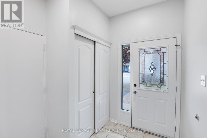 Property Photo: 4 Windhurst Drive ON K2G 6G7