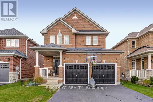 Property Photo:  114 Monarchy Street  ON L4M 0E2 