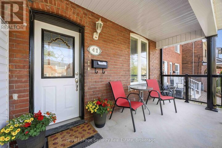 Property Photo: 41 Prescott Avenue 2nd Floor ON M6N 3G7