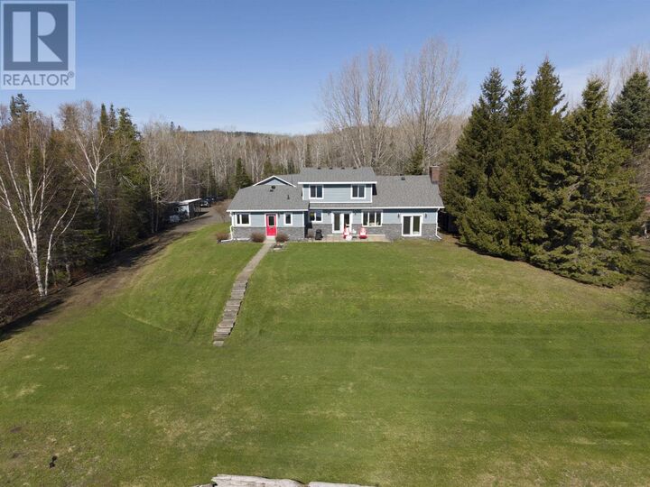 Property Photo: 26 Margaret St S ON P7L 0C1