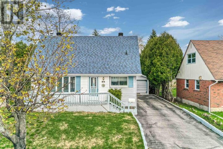 Property Photo:  79 Roman Ave  ON P5A 1S2 