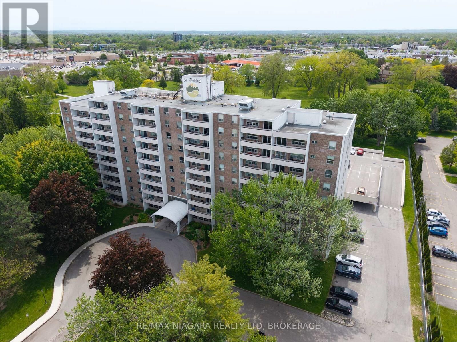 Property Photo:  365 Geneva Street 407  ON L2N 5S7 