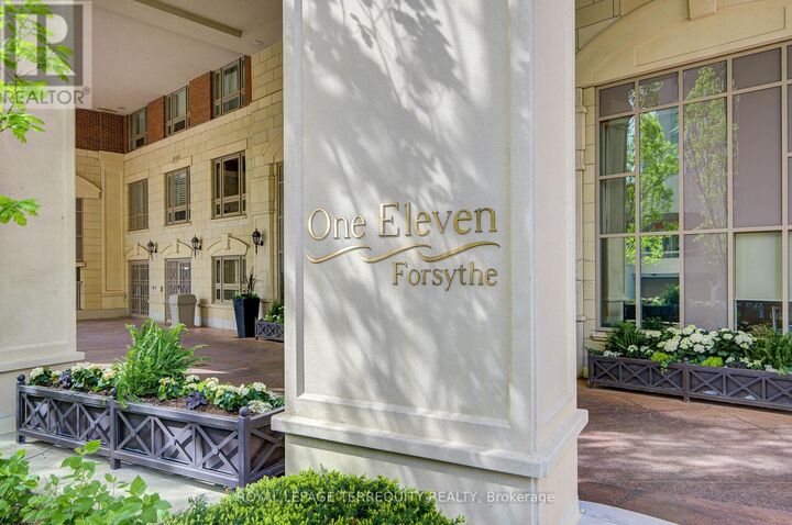 Property Photo:  111 Forsythe Street 1003  ON L6K 3J9 