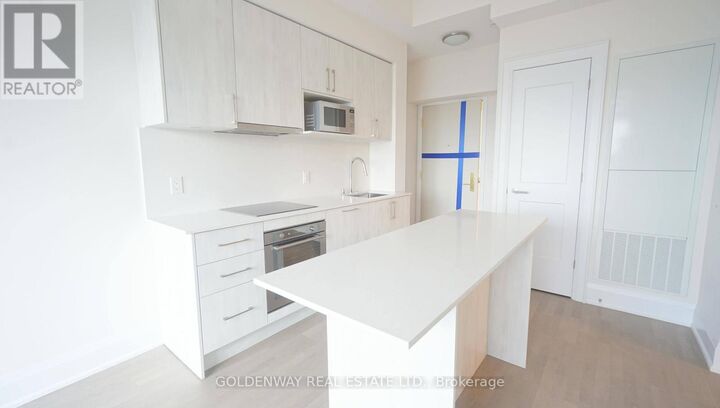 Property Photo:  88 Cumberland Street 2504  ON M5R 1A3 