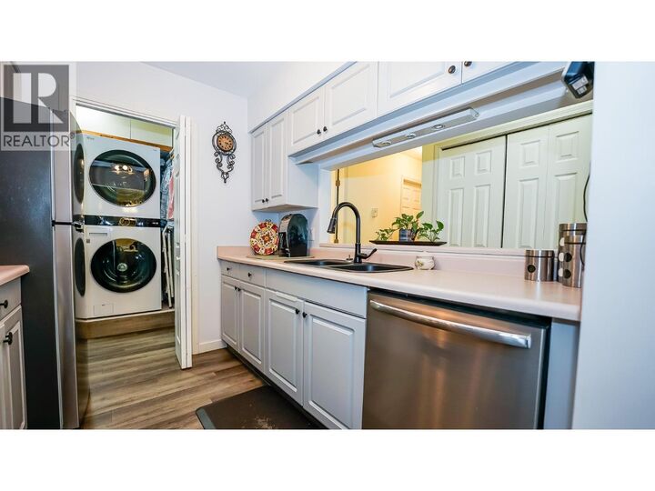 Property Photo:  650 Third Street Southwest 408  BC V1E 1P6 