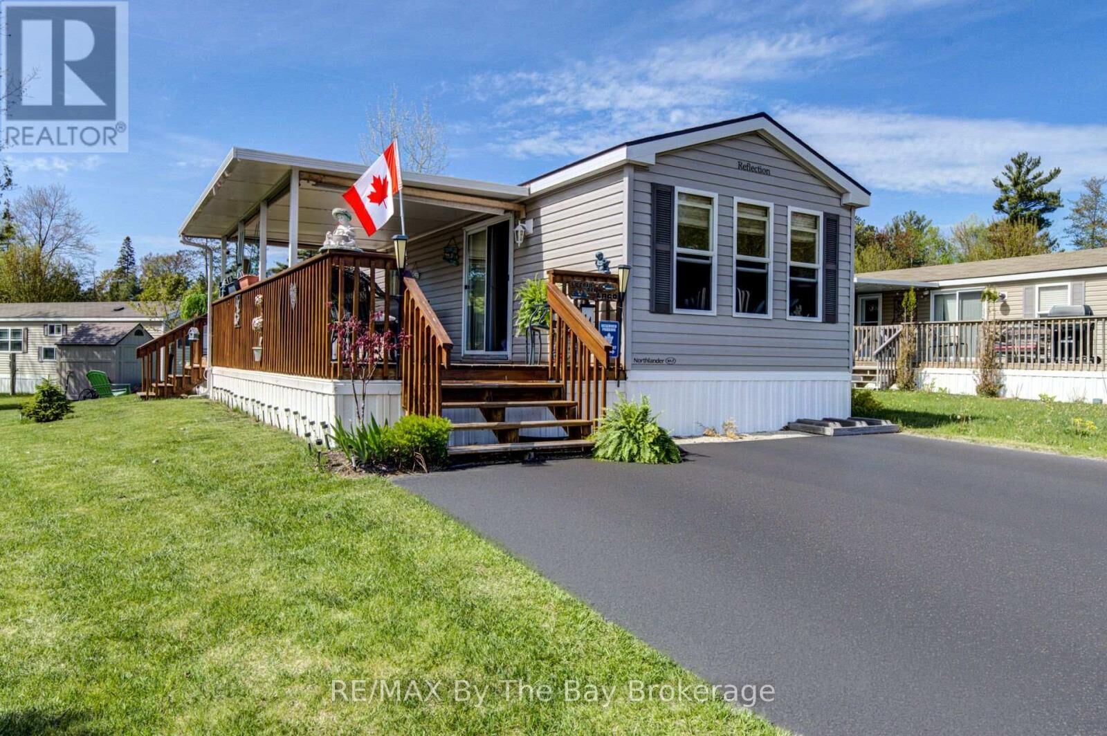 Property Photo:  14 Kenora Trail  ON L9Z 1X7 