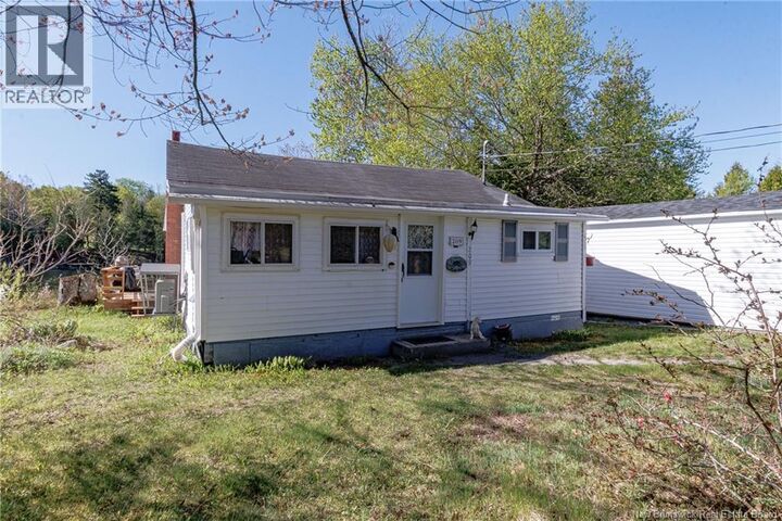 Property Photo:  209 Crawford  NB E2N 1K8 