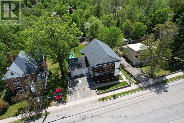 Property Photo: 103 St Lawrence Street West ON K0K 2K0