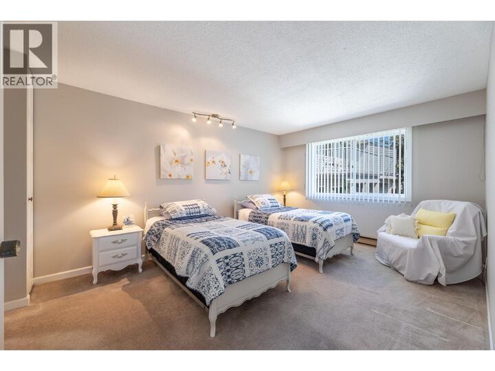 Property Photo:  22 Abbott Street 203  BC V2A 4J2 
