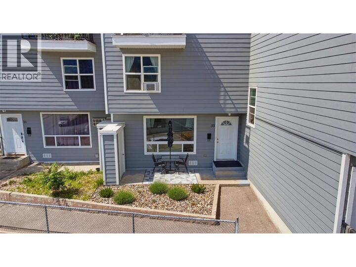Property Photo:  3800 40 Avenue 33  BC V1T 6S3 