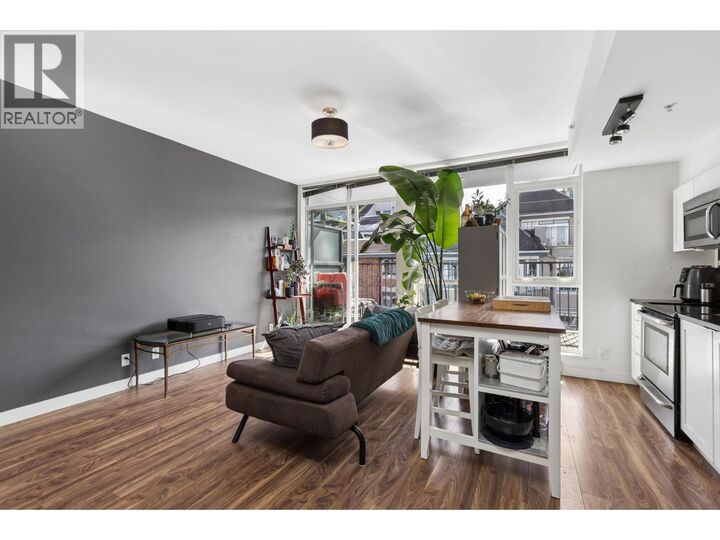Property Photo:  2511 Quebec Street 406  BC V5T 0B6 