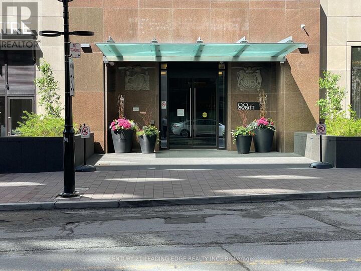 Property Photo: 88 Scott Street 2705 ON M5E 0A9