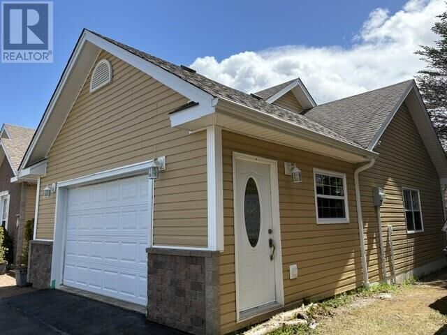Property Photo:  2 Crimson Avenue  NL A2N 0X7 