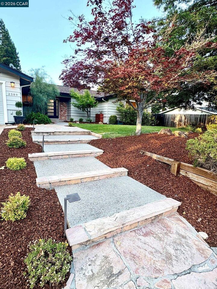 Property Photo:  2589 Pebble Beach Loop  CA 94549 