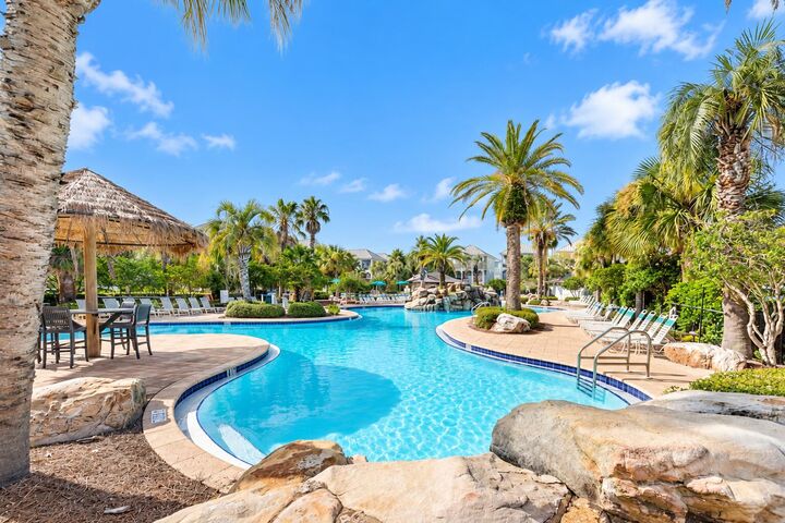 Property Photo:  4551 W Grand Key Loop  FL 32541 