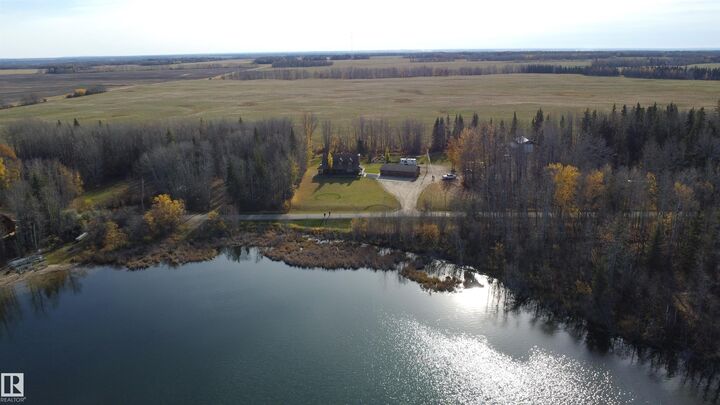 8 Sunrise Dr Summer Village Of Larkspur — photo 1