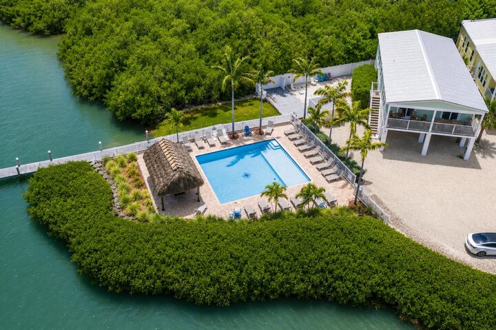 Property Photo: 12555 Overseas Highway F FL 33050
