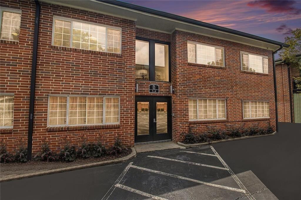 Property Photo: 1705 Monroe Drive B4 GA 30324