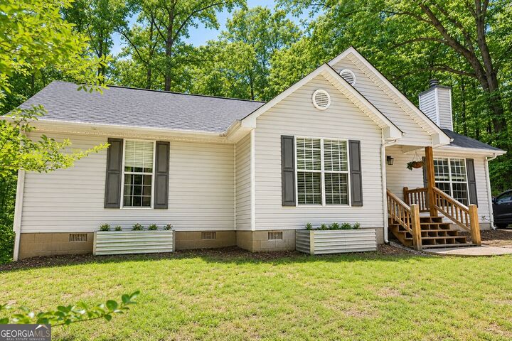 Property Photo:  2033 Carson Segars Road  GA 30558 