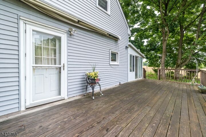 Property Photo: 400 Mechlin Corner Rd NJ 08867