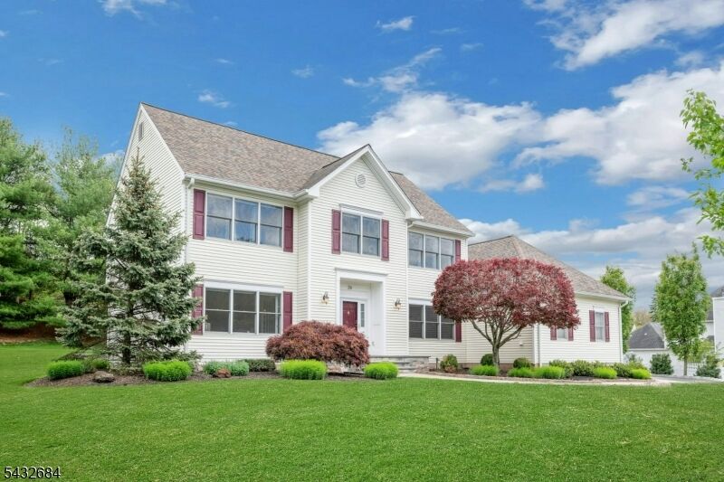 Property Photo:  26 Rainbow Dr  NJ 07946 
