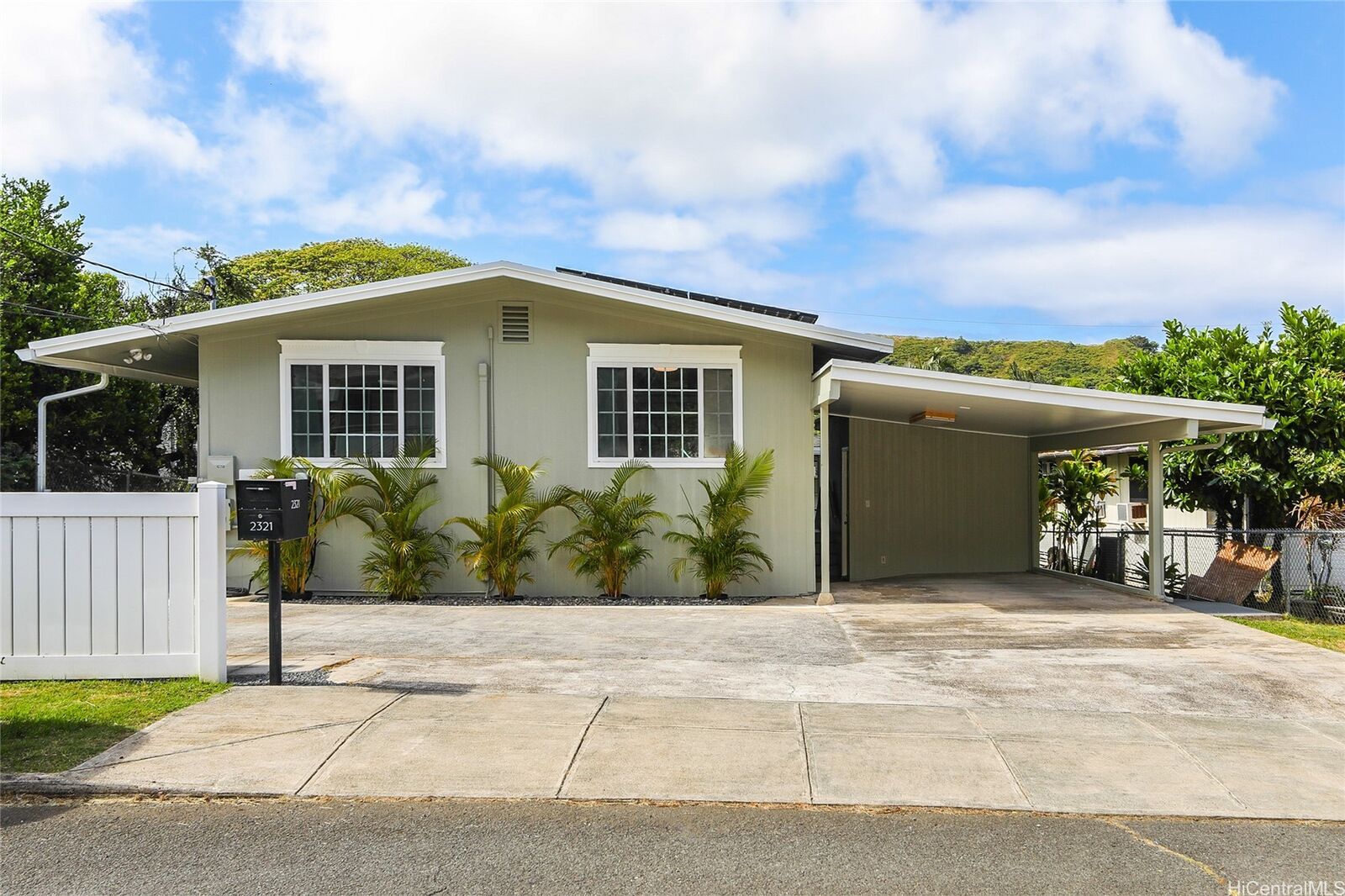 Property Photo:  2321 Booth Road  HI 96813 