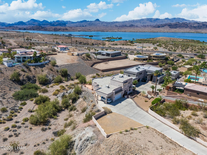 Property Photo: 670 Pena Ln AZ 86406