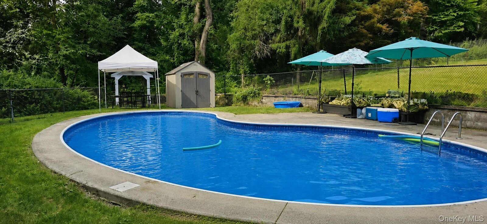 Property Photo:  35 Cottam Hill Road  NY 12590 